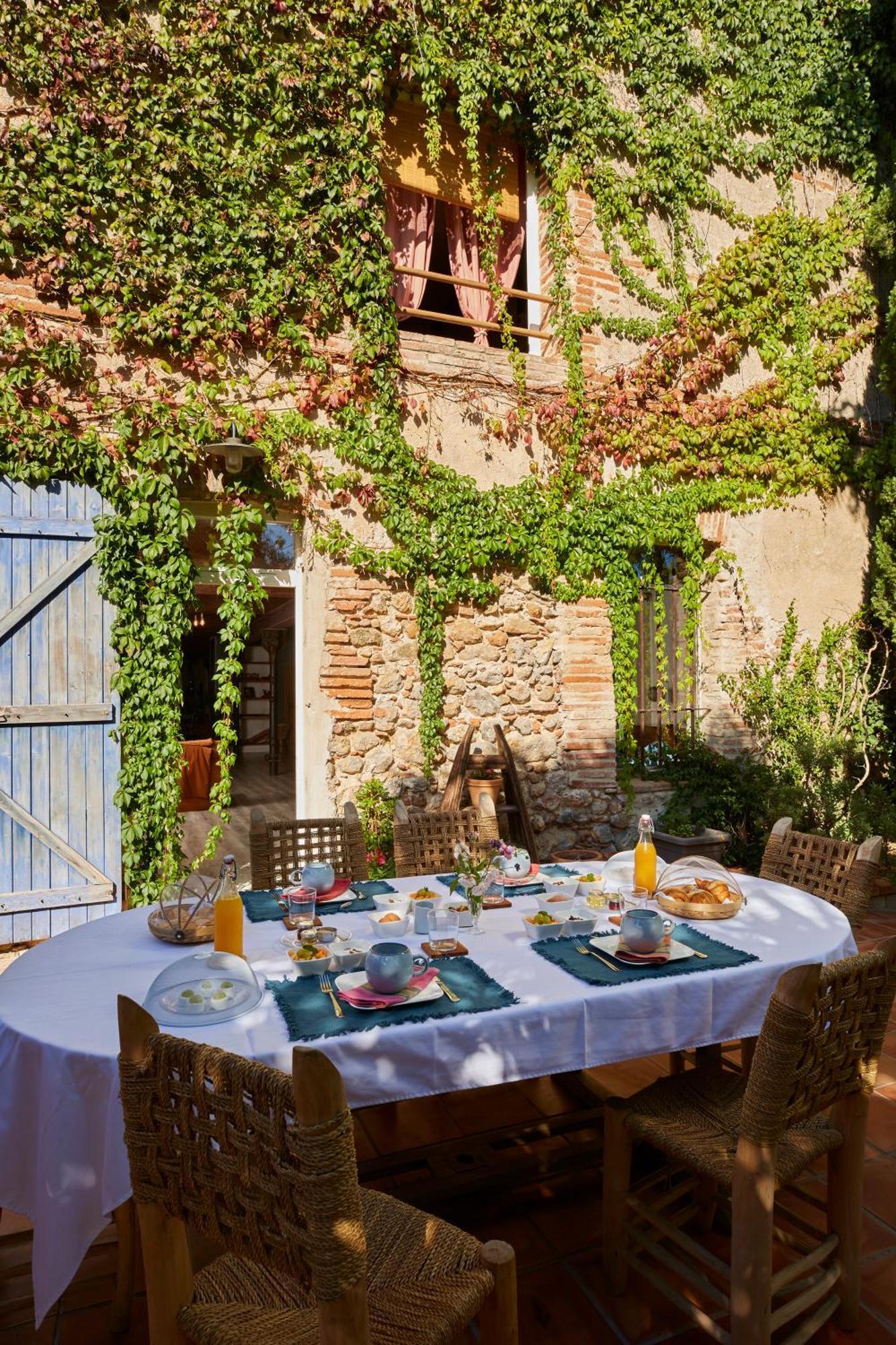 Le Mas De La Prade Bed and Breakfast Bages  Esterno foto