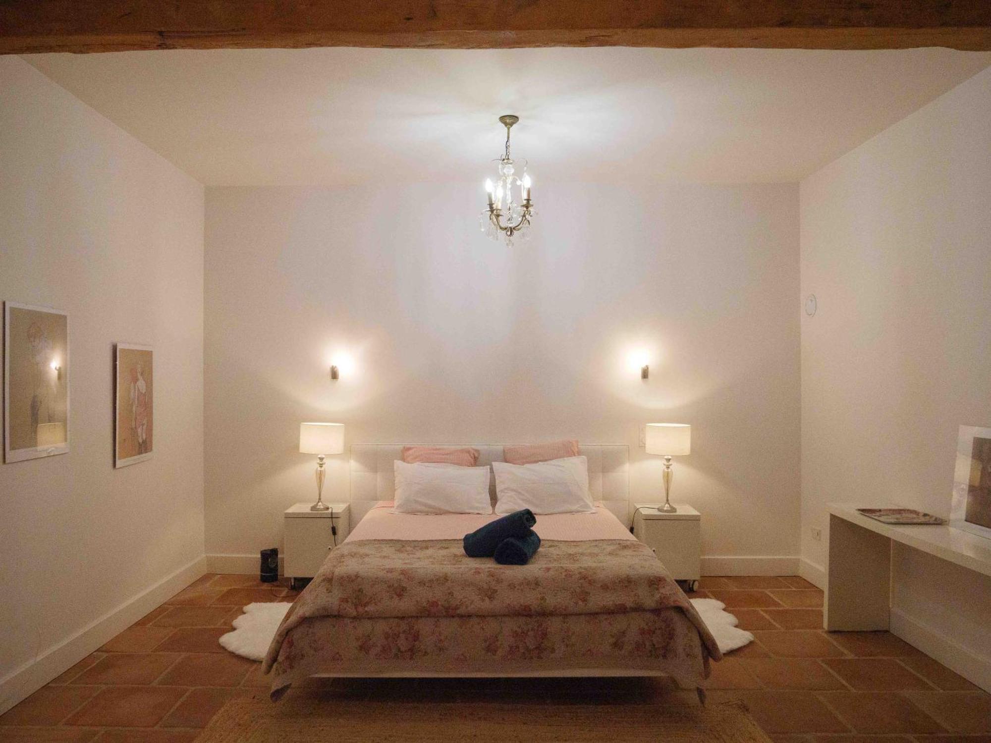 Le Mas De La Prade Bed and Breakfast Bages  Esterno foto